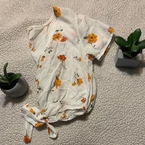 💛🧡PacSun Floral Crop Top💛🧡